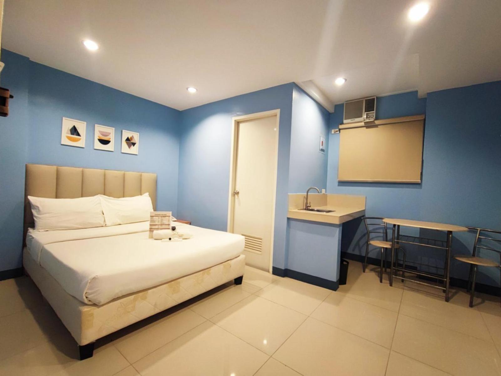 Glory Hotel Cubao Кесон-Сити Экстерьер фото